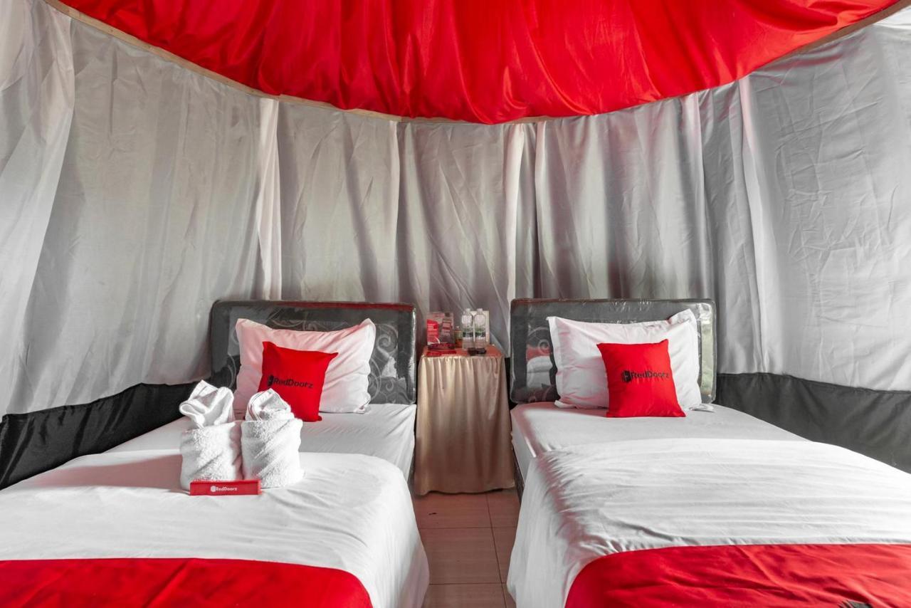 Reddoorz @ Apache Camp Hotel Batu  Bagian luar foto